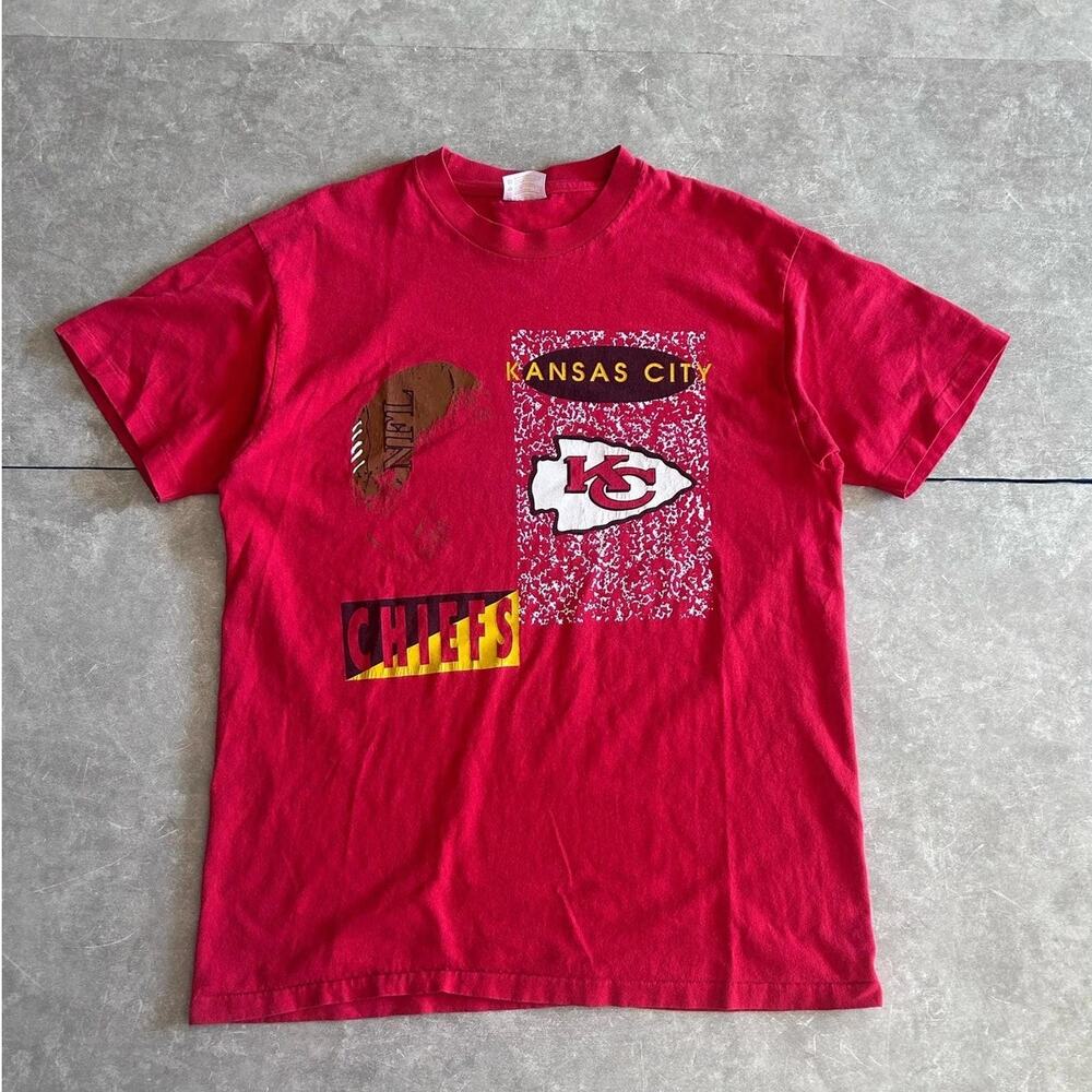 90s Vintage Kansas City Chiefs Abstract Red T Shirt Size L
